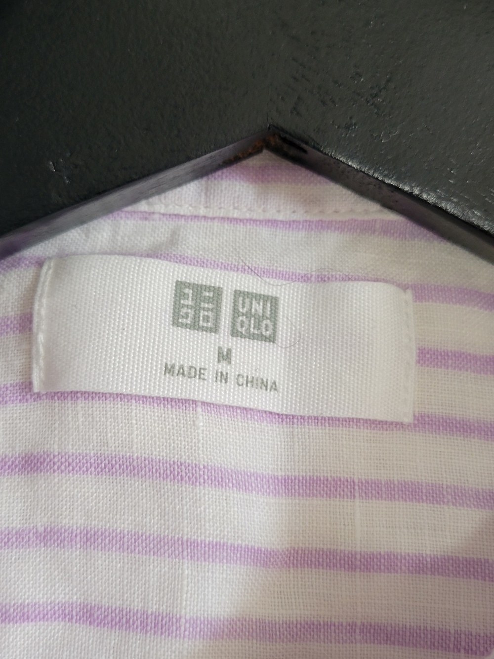 UNIQLO Light Pink & White Striped Button-Up Shirt - Picture 7 of 9